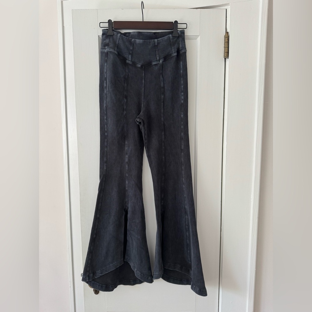 Free People Peekaboo Flare Pants - Black - Size S